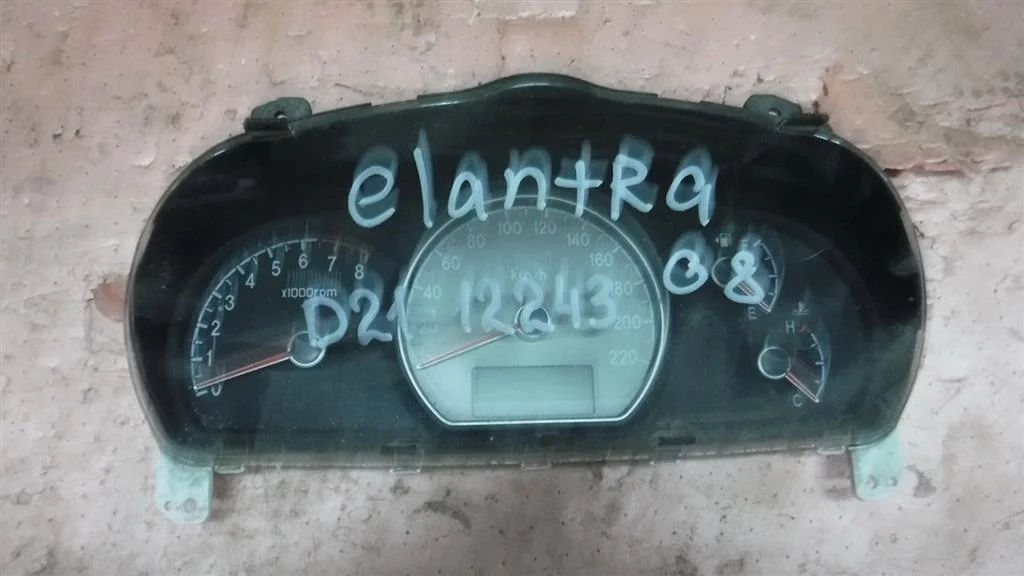 Панель приборов Hyundai Elantra (HD) 2006-2010