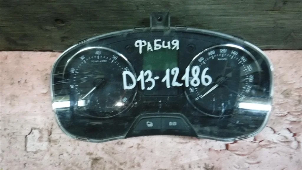 Панель приборов Skoda Fabia II (5J) 2007-2014