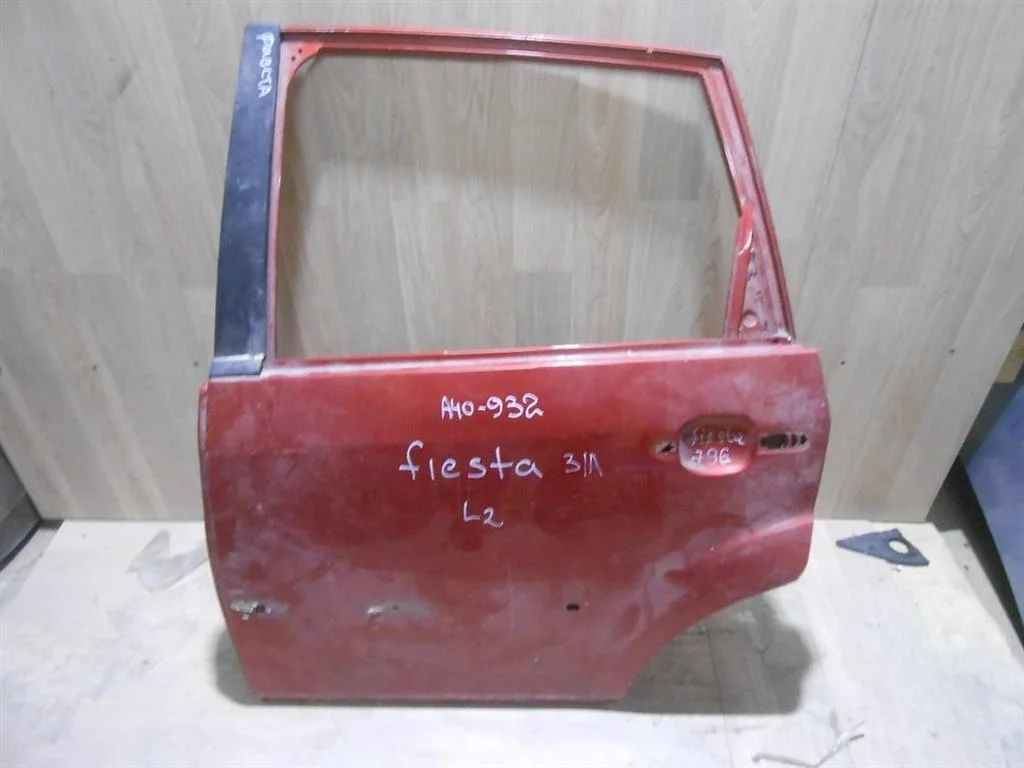 Дверь задняя левая Ford Fiesta V 2002-2008