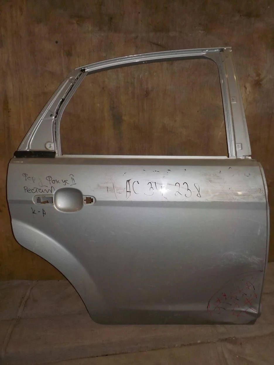 Дверь задняя правая Ford Focus II 2005-2011