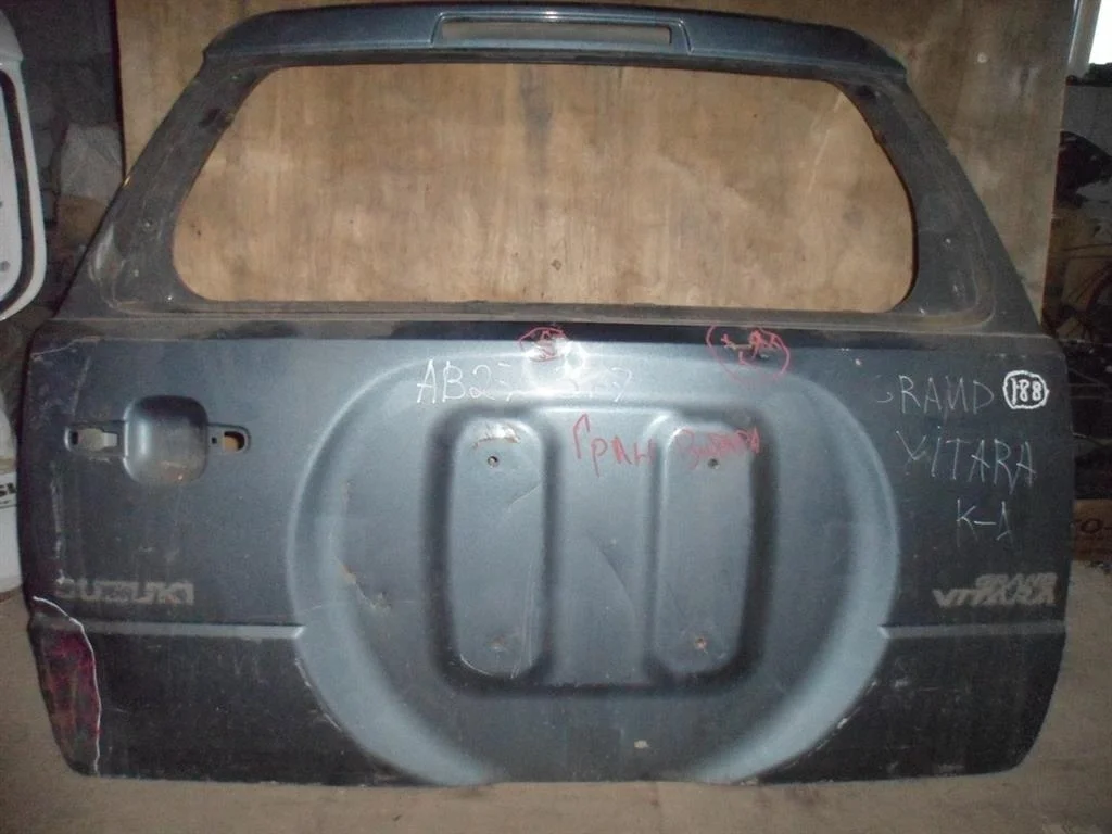 Дверь багажника Suzuki Grand Vitara III 2005-2015