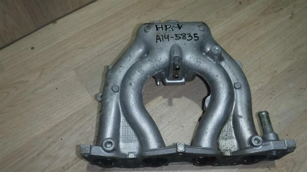Коллектор впускной Honda HR-V 1998-2006