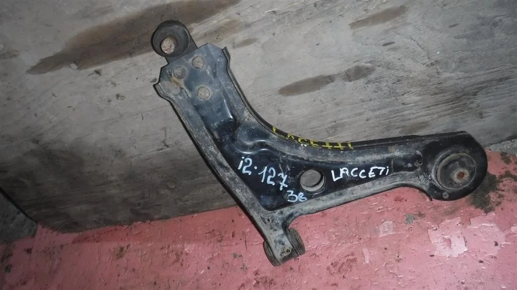 Рычаг передний правый Chevrolet Lacetti I (2004—2013)
