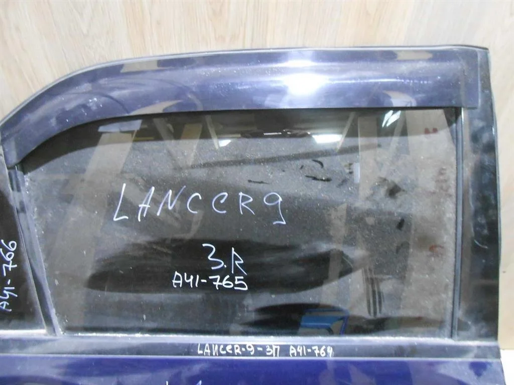 Стекло двери задней правой Mitsubishi Lancer 9 (CS) 2003-2006