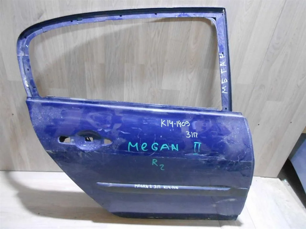 Дверь задняя правая Renault Megane II 2002-2009