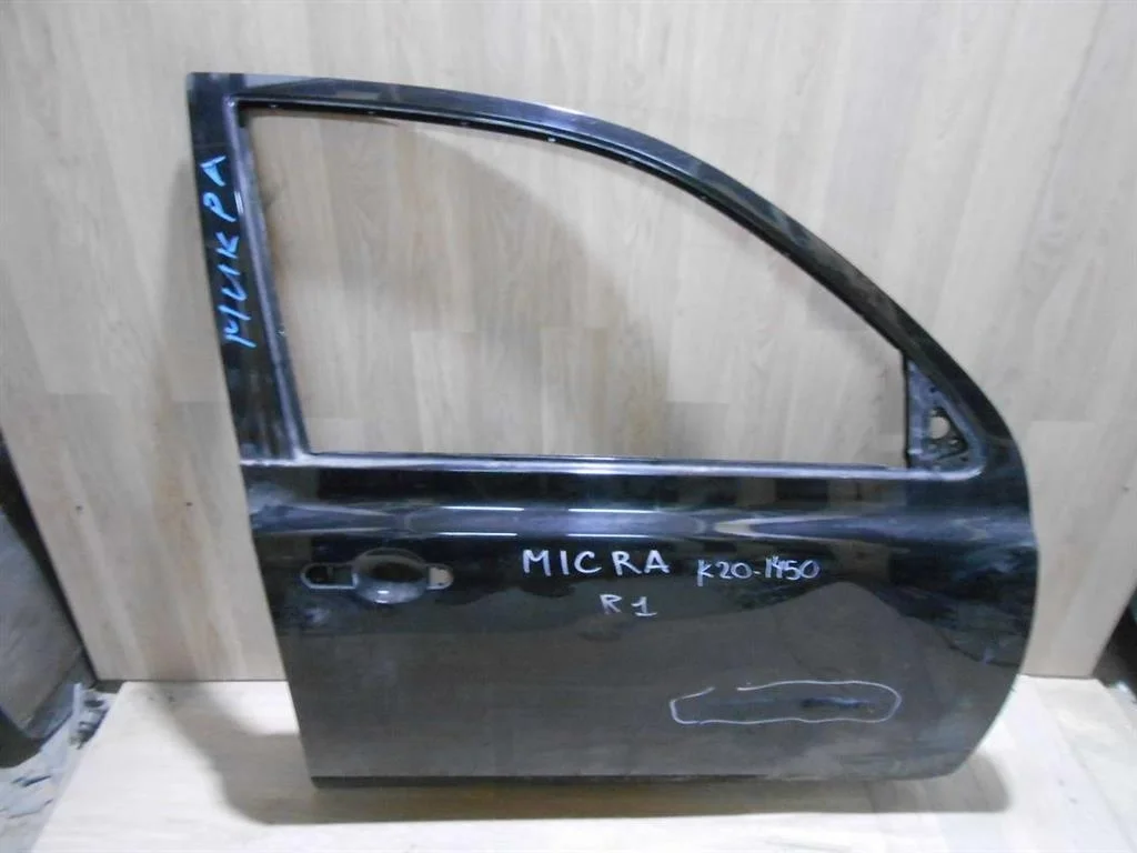 Дверь передняя правая Nissan Micra (K12) 2002-2010