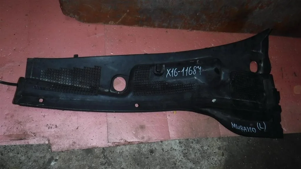 Решетка стеклоочистителя (планка под лобовое стекло, жабо) Nissan Murano (Z50) 2002-2007