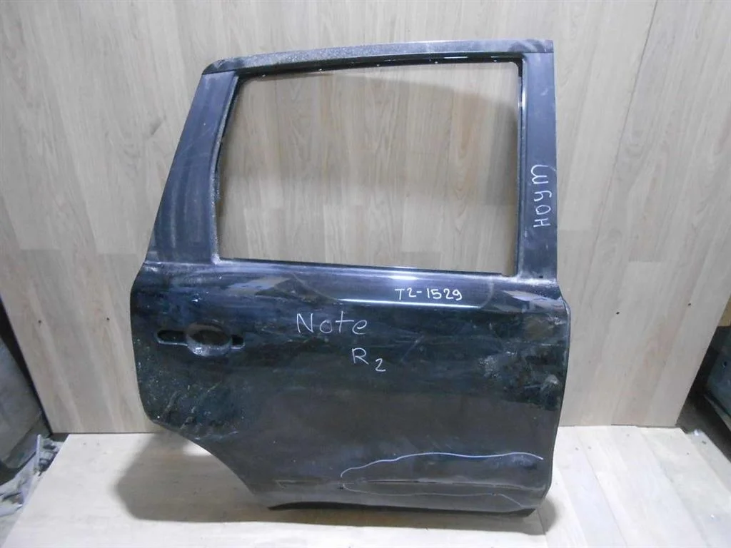 Дверь задняя правая Nissan Note (E11) 2004-2013