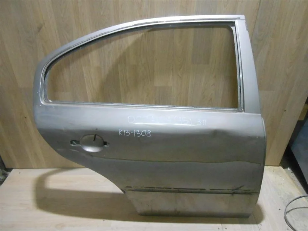 Дверь задняя правая Skoda Octavia (A5/1Z) 2004-2013