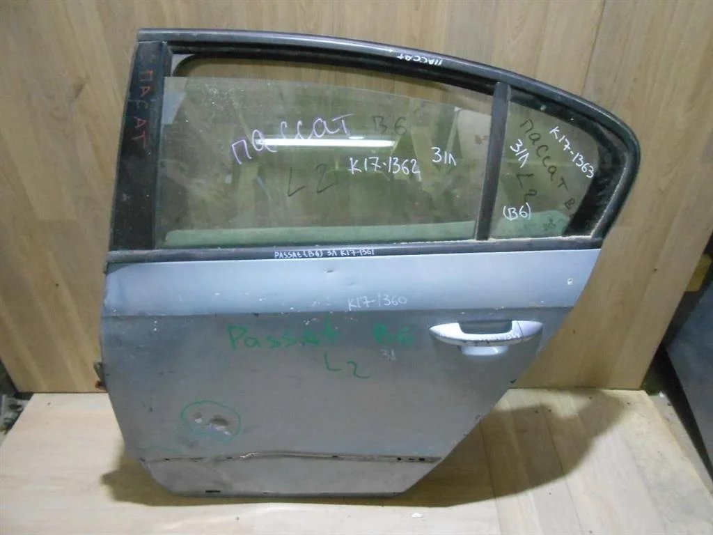 Дверь задняя левая Volkswagen Passat (B6) 2005-2010