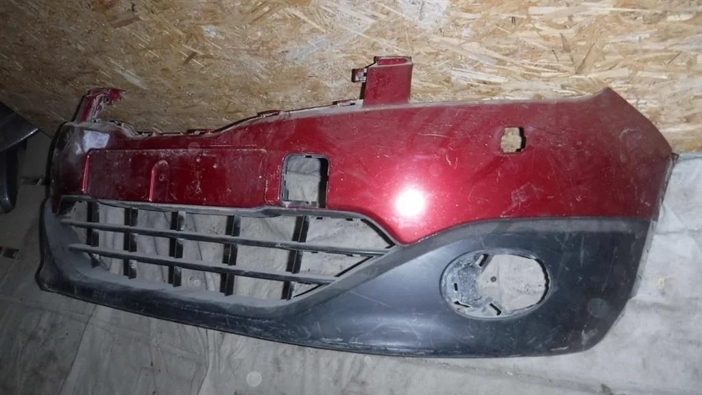 Бампер передний Nissan Qashqai (J10) 2006-2013