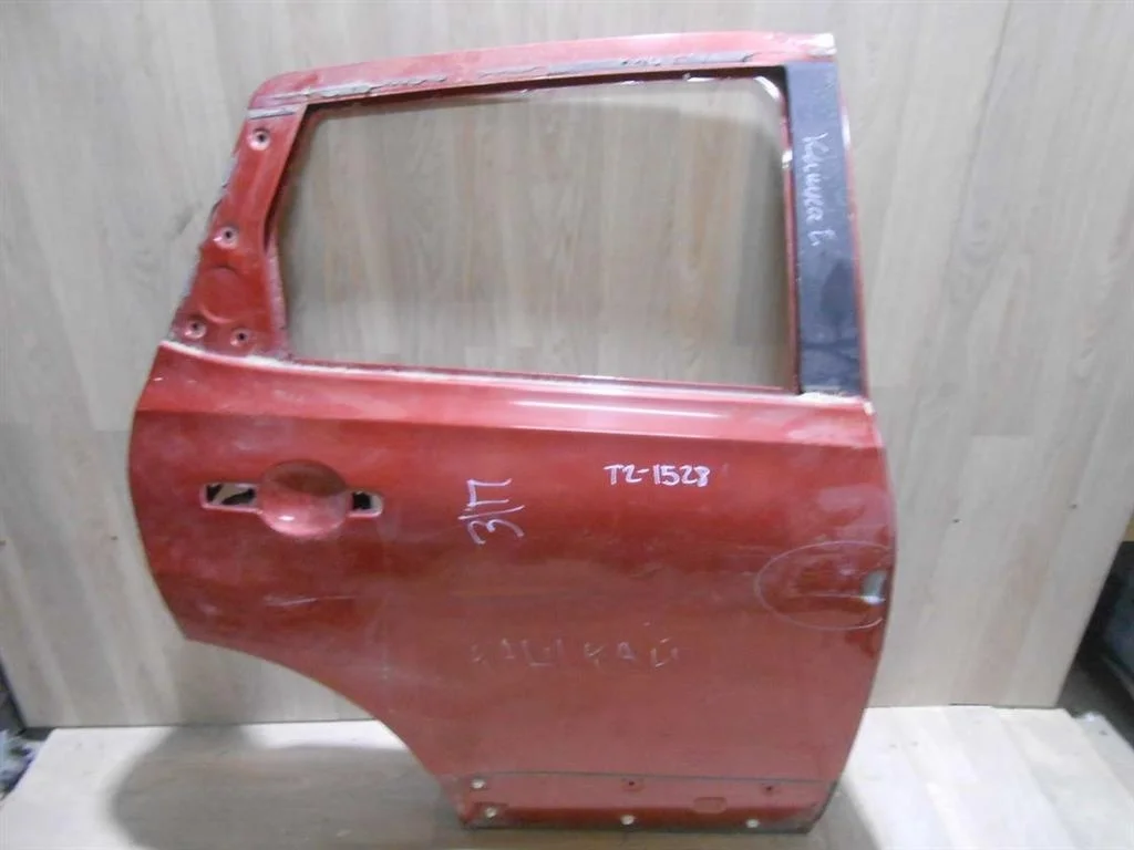Дверь задняя правая Nissan Qashqai (J10) 2006-2013