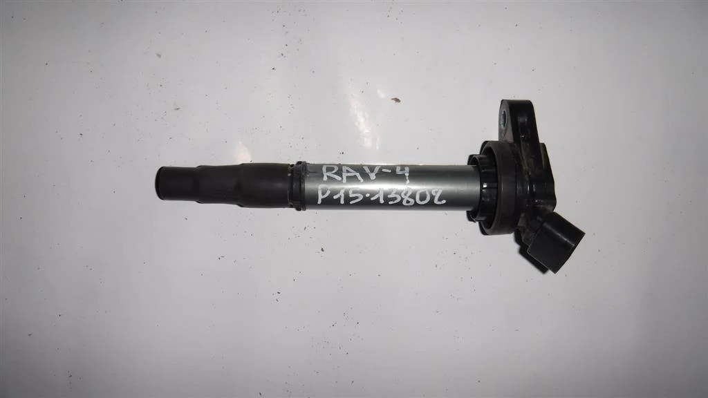 Катушка зажигания Toyota RAV4 (XA30) 2005-2012