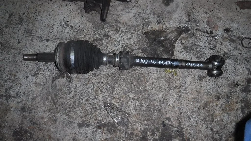 Полуось передняя левая Toyota RAV4 (XA30) 2005-2012