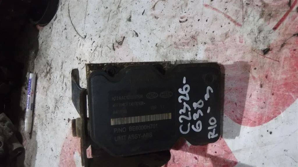 Блок ABS (насос) KIA RIO III (UB) 2011-2017