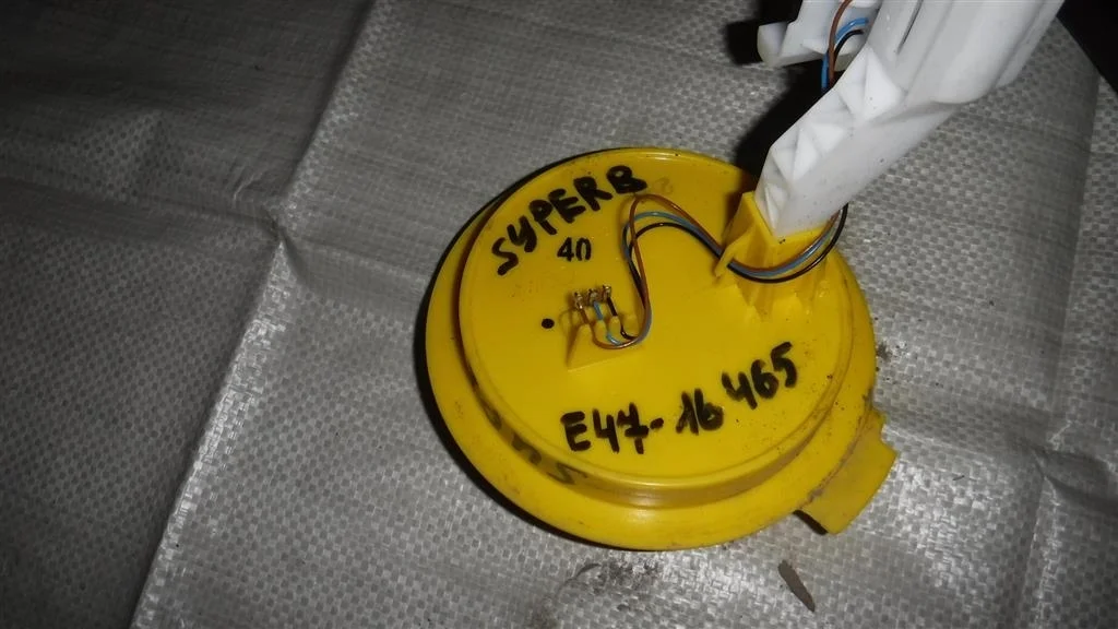 Датчик уровня топлива Skoda Superb B6 (3T) 2008-2015