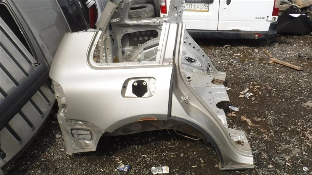 Крыло заднее правое Volkswagen Touareg I (7L) 2002-2010