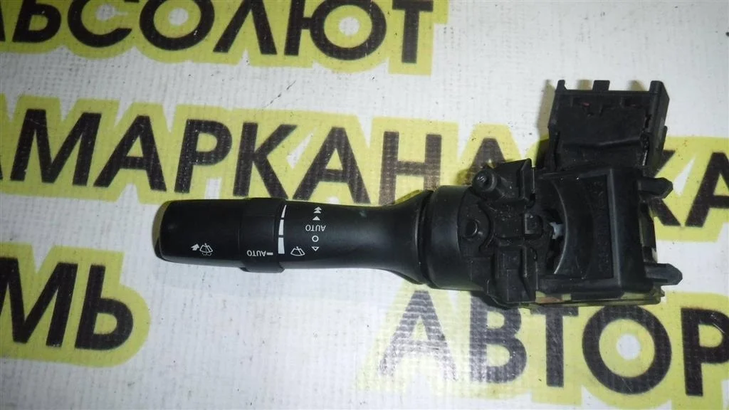Переключатель стеклоочистителей Toyota Corolla (E150) 2006-2013