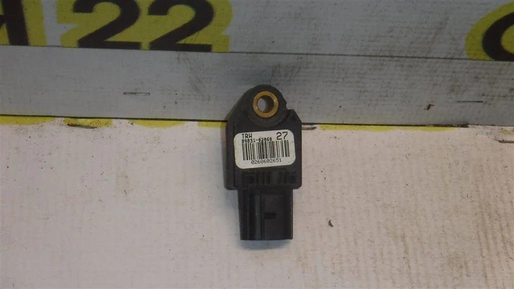 Датчик AIR BAG Toyota Corolla (E150) 2006-2013