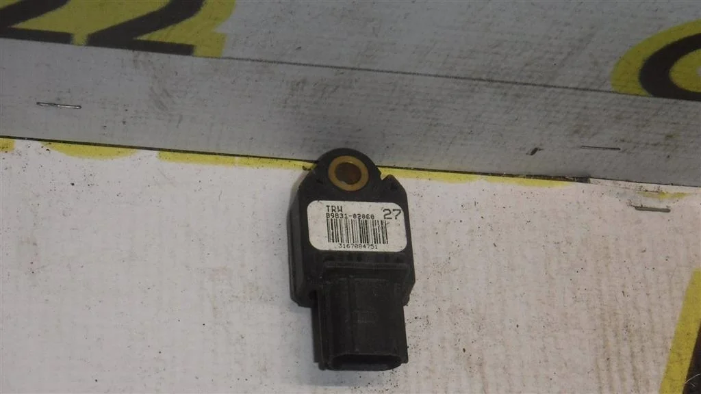 Датчик AIR BAG Toyota Corolla (E150) 2006-2013
