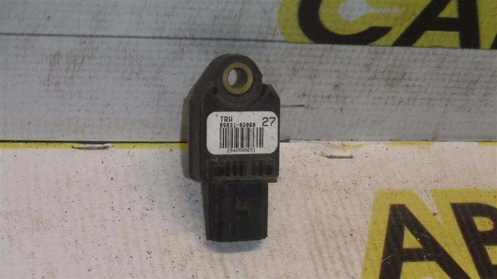 Датчик AIR BAG Toyota Corolla (E150) 2006-2013