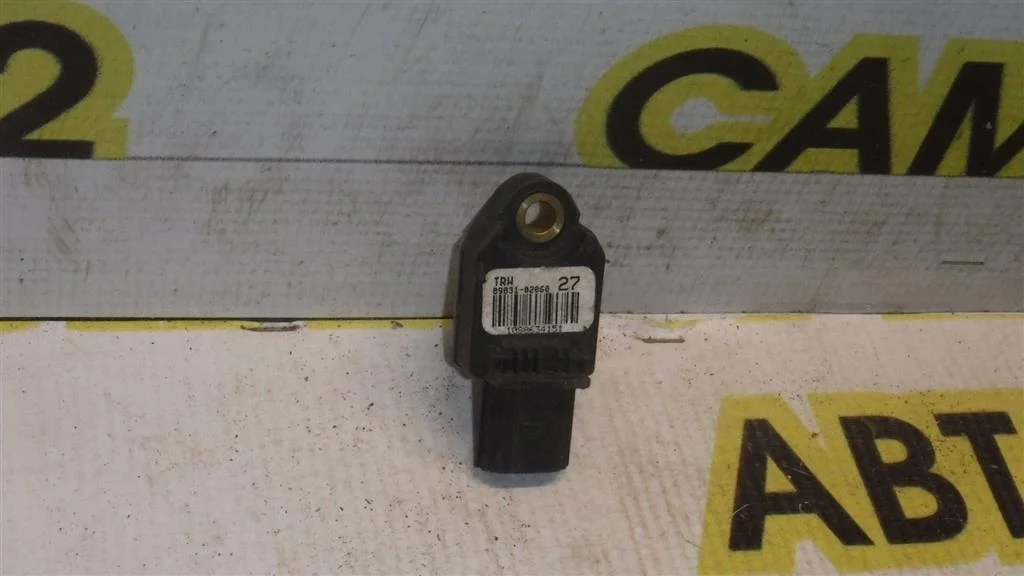 Датчик AIR BAG Toyota Corolla (E150) 2006-2013