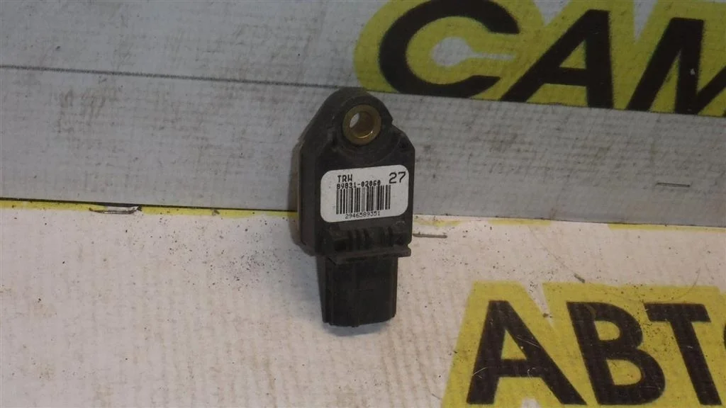 Датчик AIR BAG Toyota Corolla (E150) 2006-2013