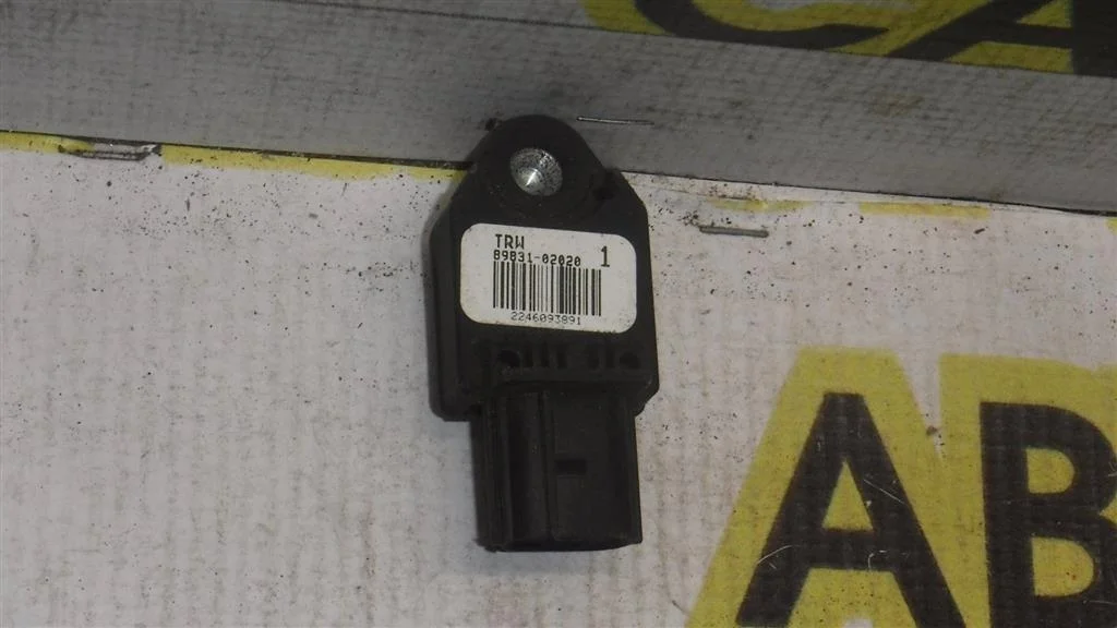 Датчик AIR BAG Toyota Corolla IX (2000—2004)