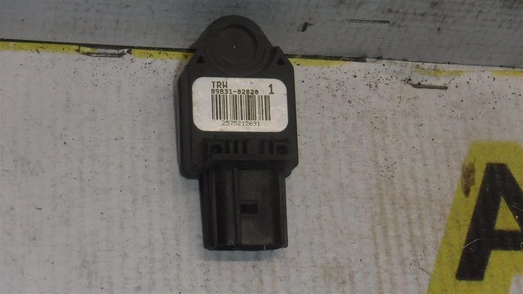 Датчик AIR BAG Toyota Corolla IX (2000—2004)