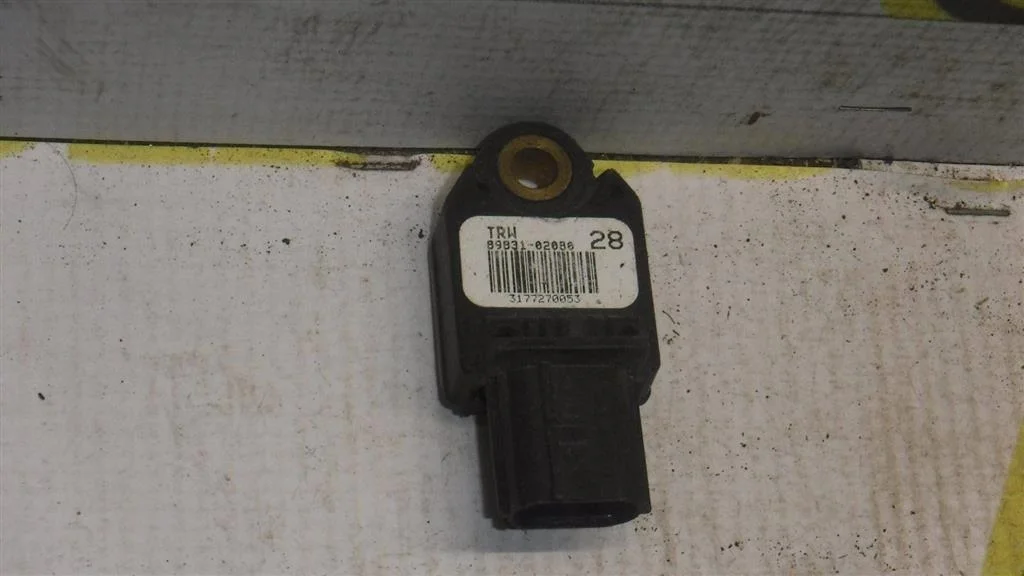 Датчик AIR BAG Toyota Corolla (E150) 2006-2013