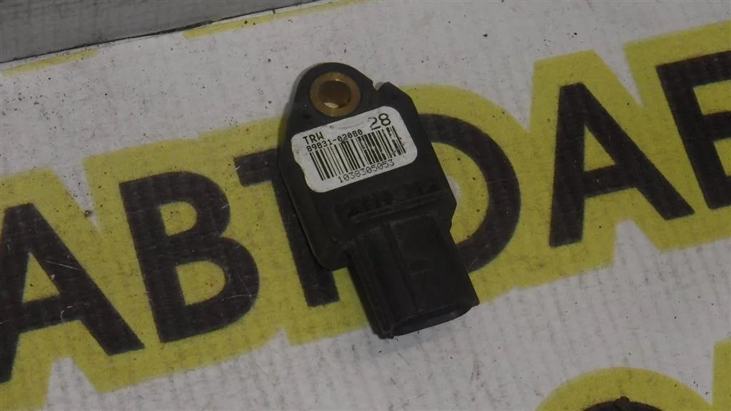 Датчик AIR BAG Toyota Corolla (E150) 2006-2013