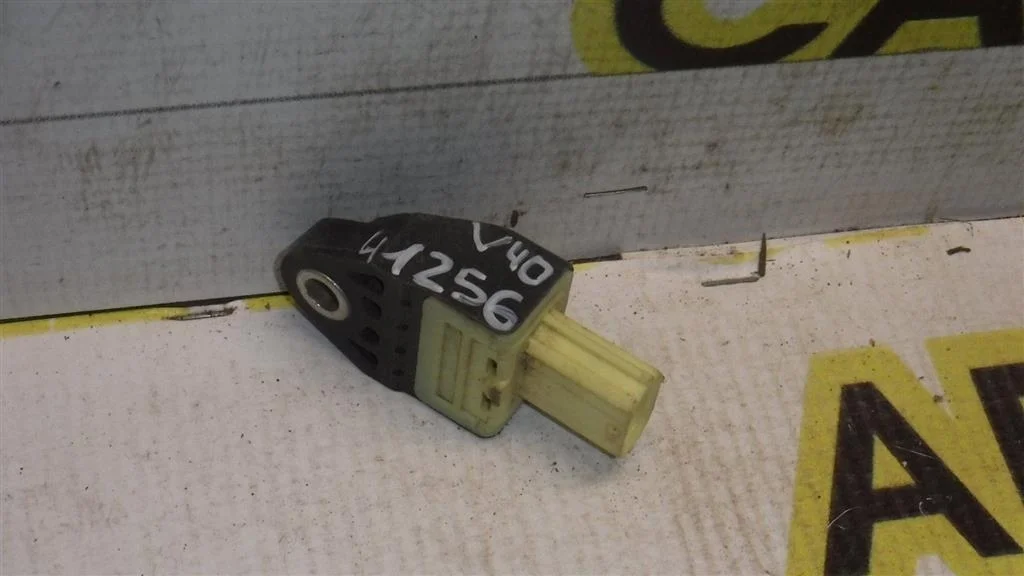 Датчик AIR BAG Toyota Camry XV40 (2006—2009)