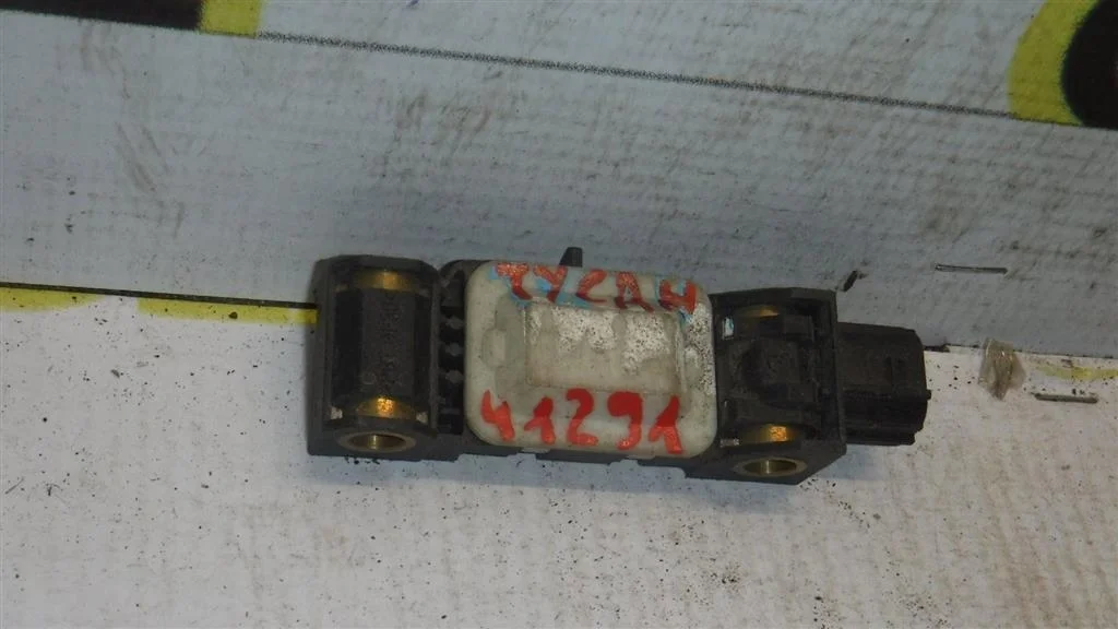Датчик AIR BAG Hyundai Tucson (JM) 2004-2009