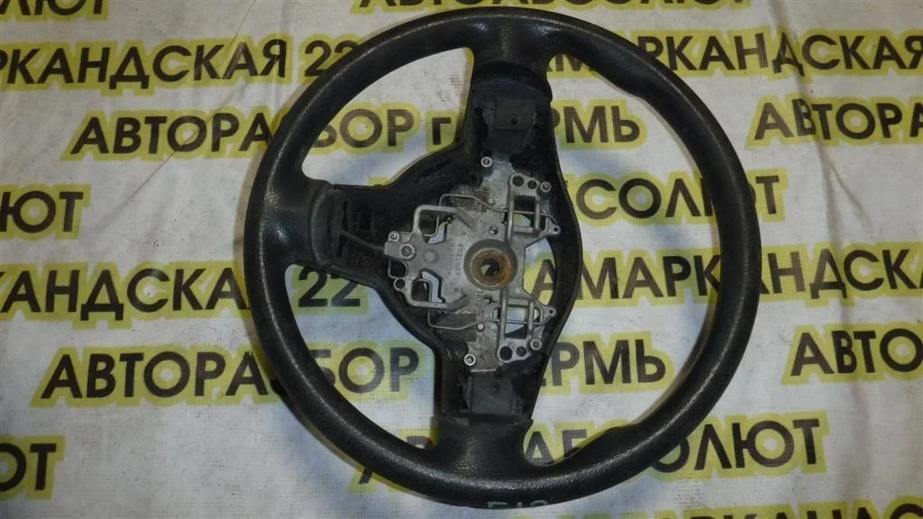 Рулевое колесо Toyota Corolla (E120) 2000-2007