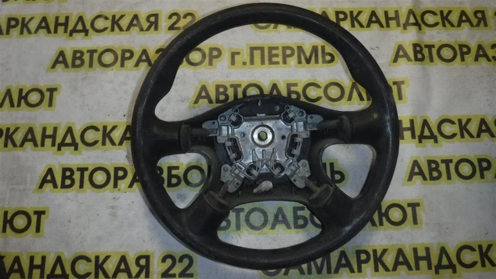 Рулевое колесо Nissan Almera (N16) 2000-2006