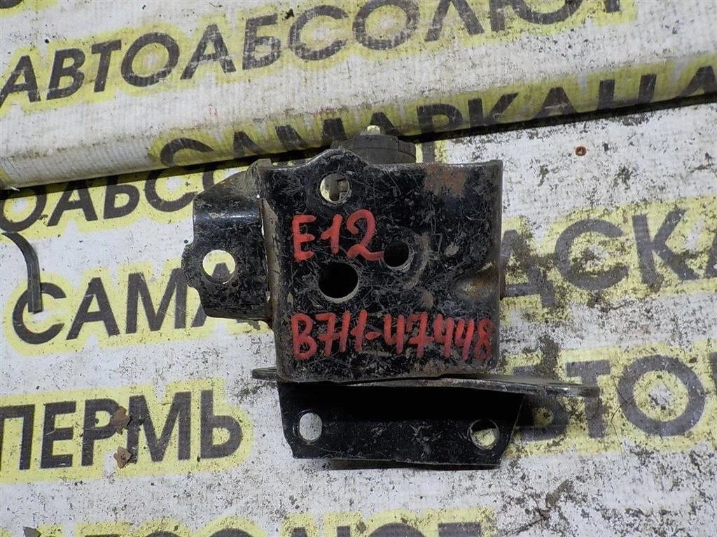 Опора КПП Toyota Corolla IX (2000—2004)