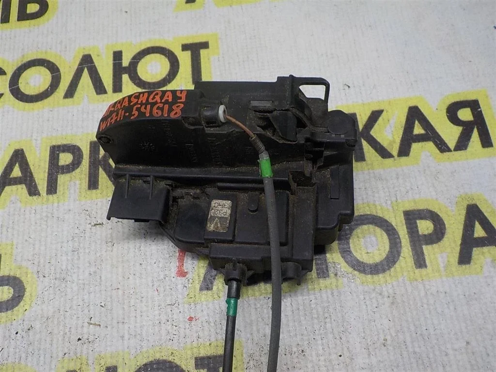 Замок двери задней правой Nissan Qashqai (J10) 2006-2013