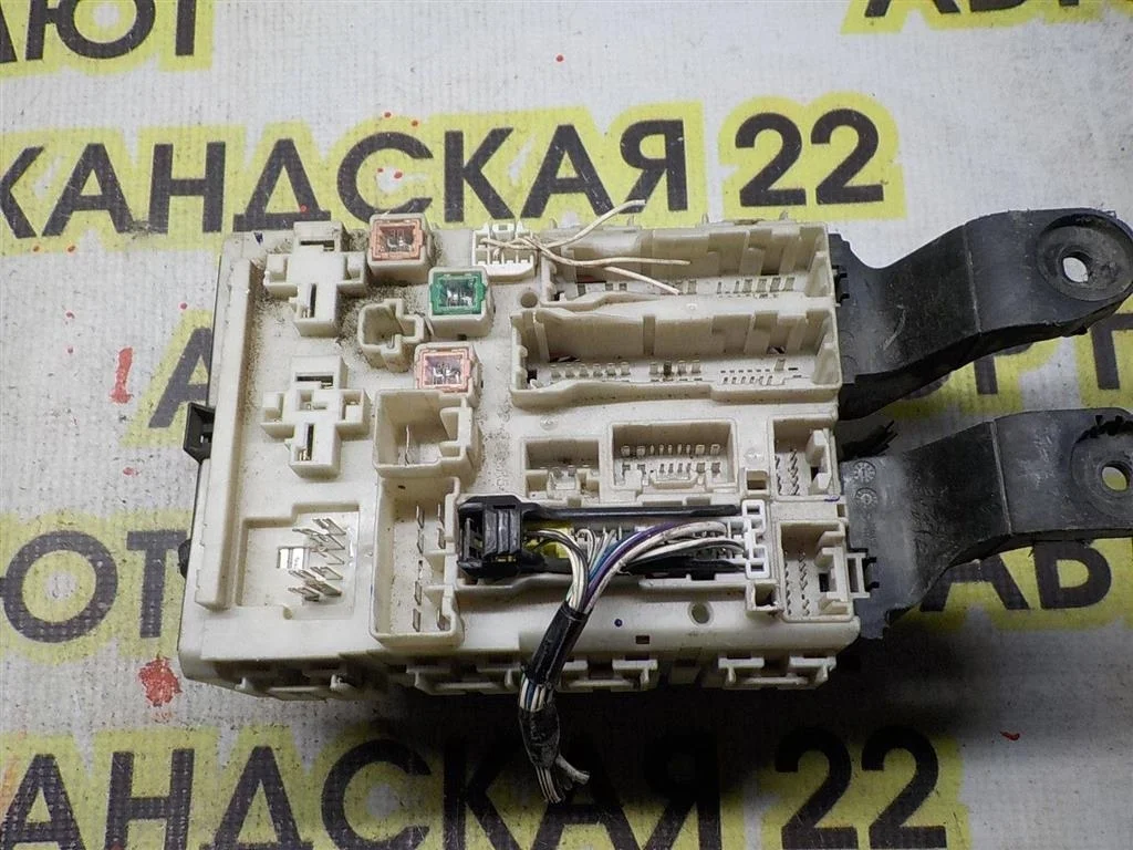 Блок предохранителей Toyota Corolla (E150) 2006-2013