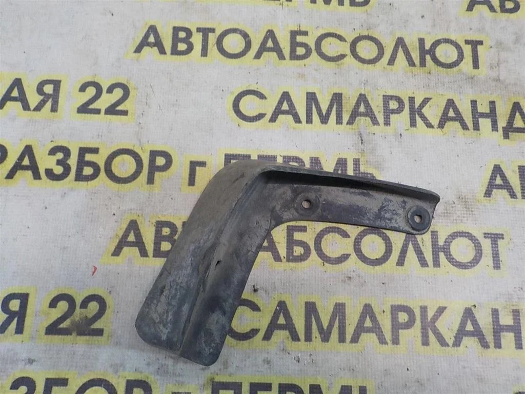 Брызговик задний левый Mitsubishi Lancer 10 (CY) 2007-2017