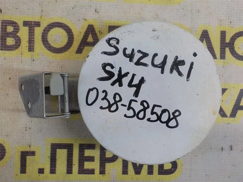 Лючок бензобака Suzuki SX4 I 2006-2014