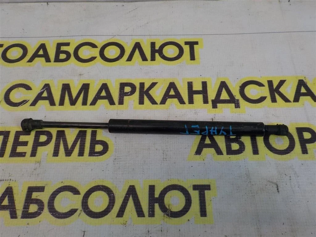Амортизатор стекла багажника Volkswagen Touareg I (7L) 2002-2010