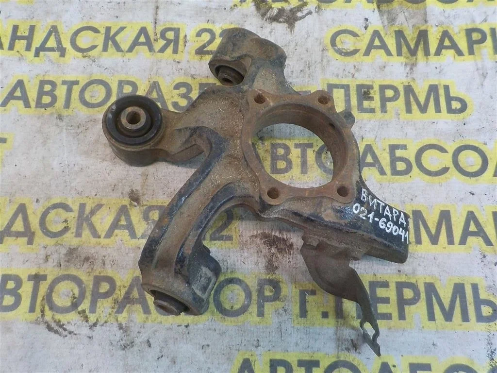 Кулак поворотный задний правый Suzuki Grand Vitara III 2005-2015