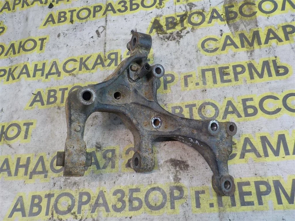Кулак поворотный задний левый Volkswagen Jetta VI (1B) 2011-2017