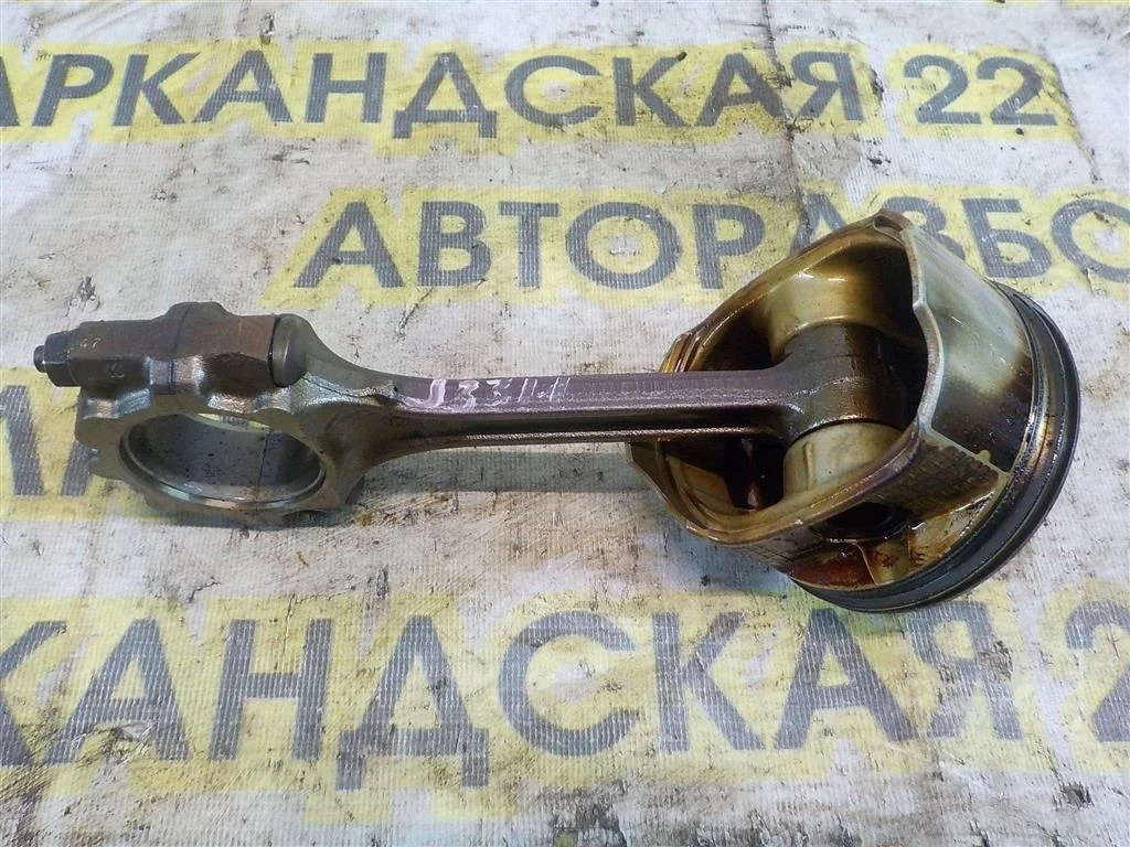 Поршень с шатуном Mitsubishi Outlander (CU) 2003-2009