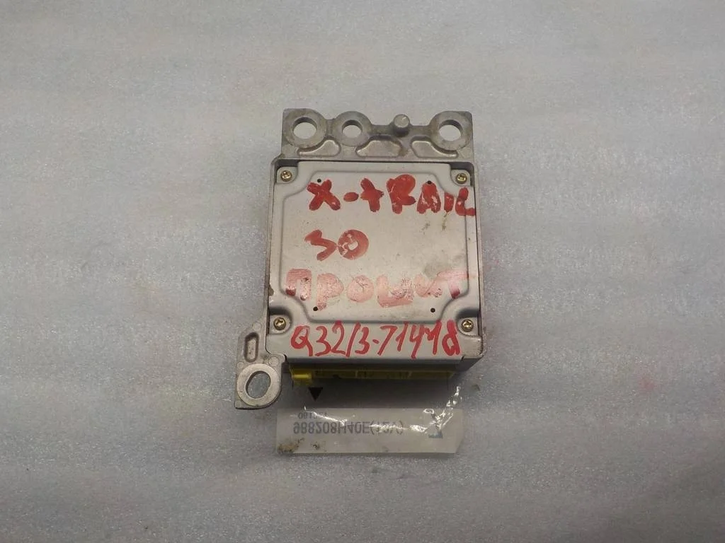 Блок управления AIR BAG Nissan X-Trail (T30) 2000-2007