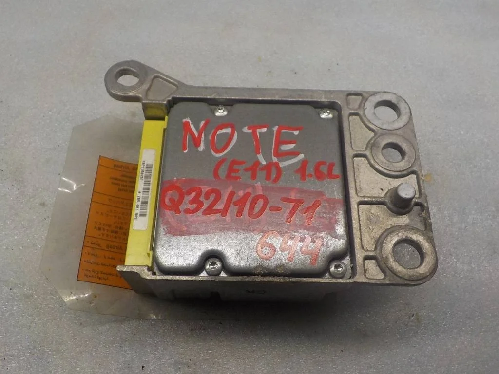 Блок управления AIR BAG Nissan Note (E11) 2004-2013