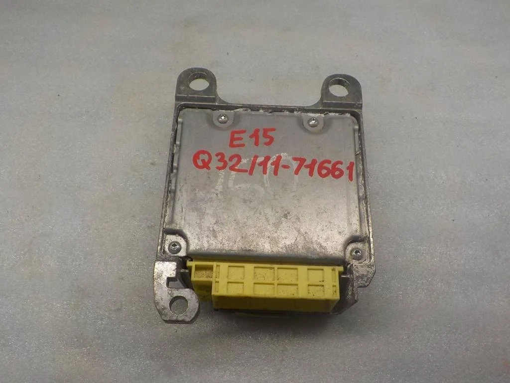 Блок управления AIR BAG Toyota Corolla (E150) 2006-2013