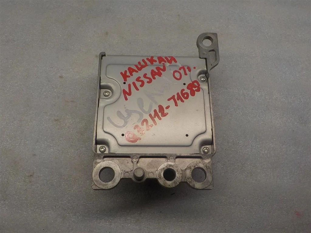 Блок управления AIR BAG Nissan Qashqai (J10) 2006-2013