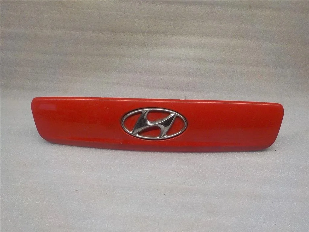 Накладка двери багажника Hyundai Getz 2002-2011