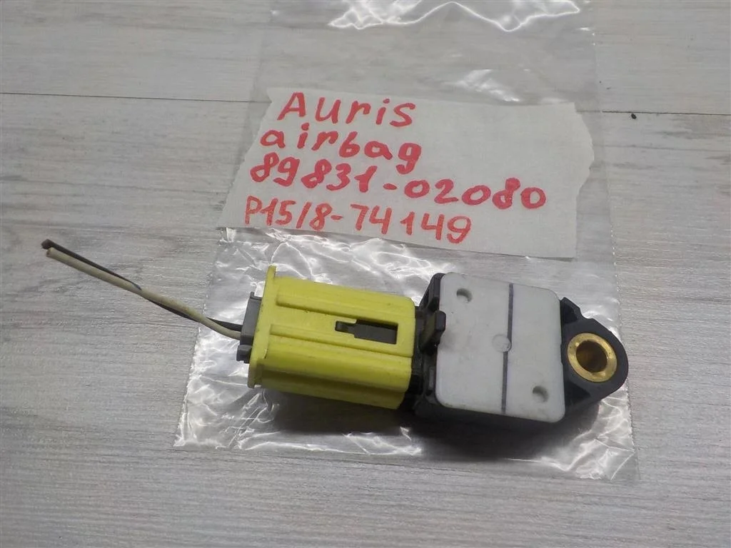 Датчик AIR BAG Toyota Auris (E150) 2006-2012